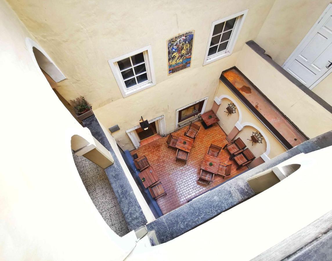 קלגנפורט Ferienwohnung Himmelberg 80M2 In Der Altstadt Und Toll Fuer Familien מראה חיצוני תמונה